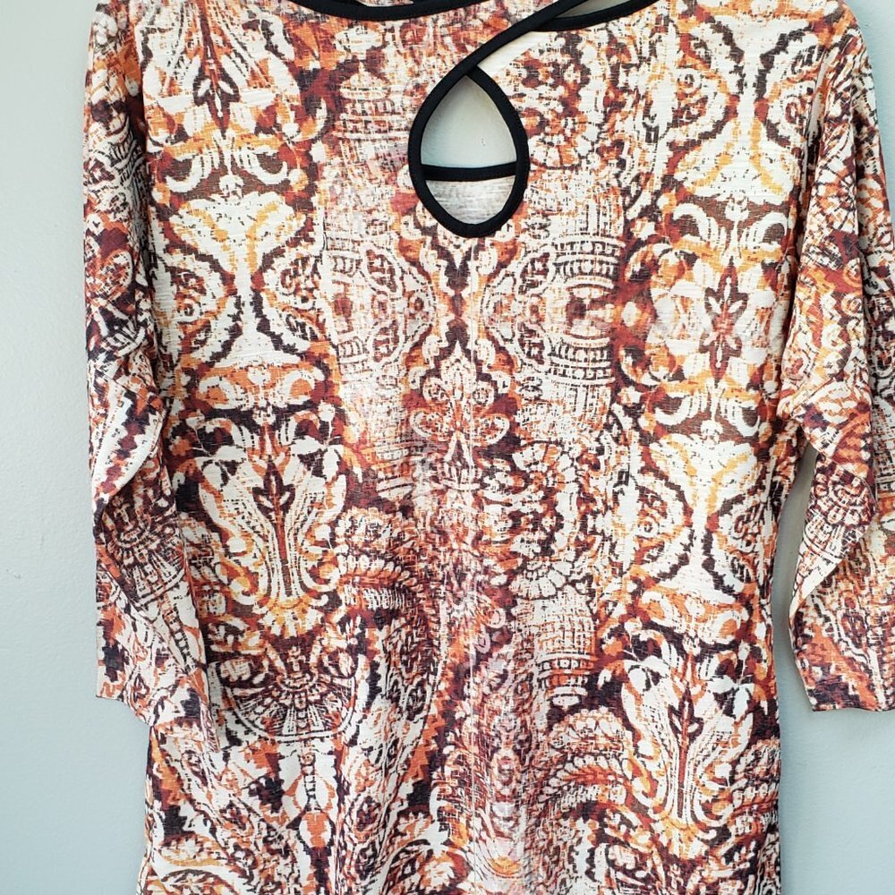 B.L.E.U. Top Size Small Beige - Picture 2 of 5